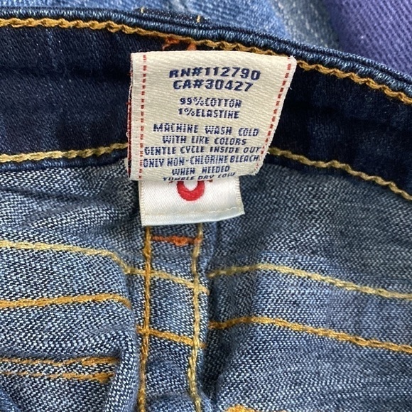 TRUE RELIGION Big T Flare Leg Low Rise Jeans Size 26 Dark Wash Boho Casual - Picture 10 of 10